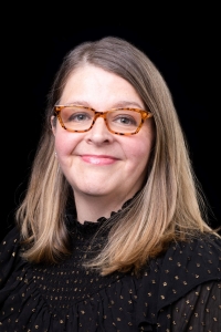 Heather Blythe headshot image